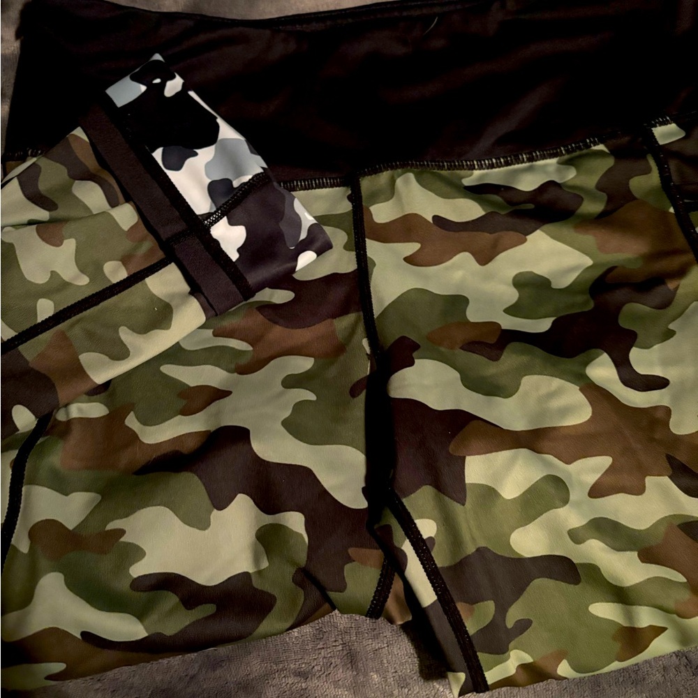 CVG capri leggings